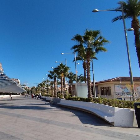 Seaview Playa Del Cura 50M Torrevieja Citycentre Apartment Exteriör bild